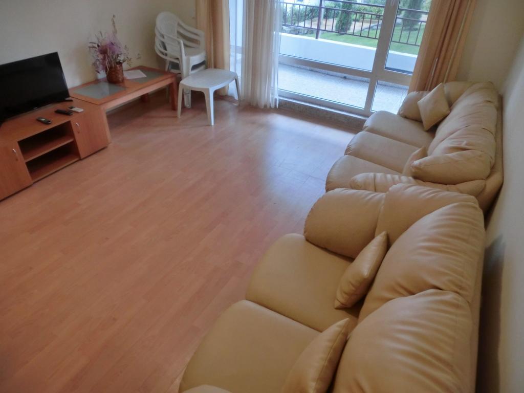 Apartment Panorama On Complex With Pools And Beach, สวิติ วลัส ภายนอก รูปภาพ